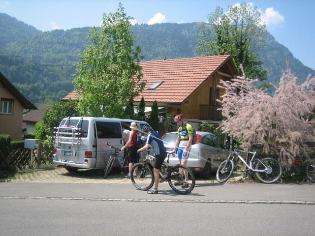 Vor der Pension ?RigiView? in Oberarth am Zuger See�