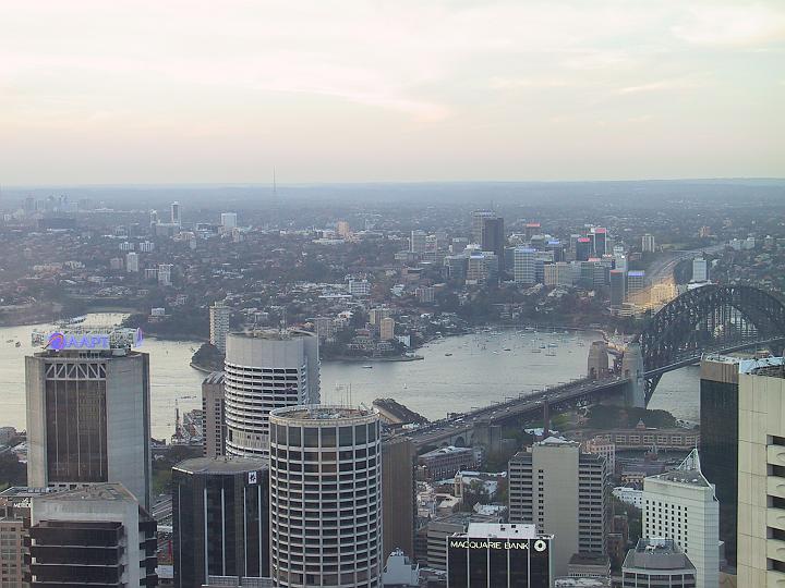 Ausblick vom AMP-Tower in Sydney. Blick Richtung Norden / Harbour Bridge