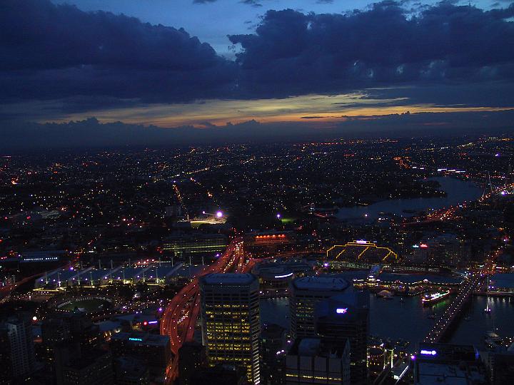 Langsam wird dunkel ber Sydney