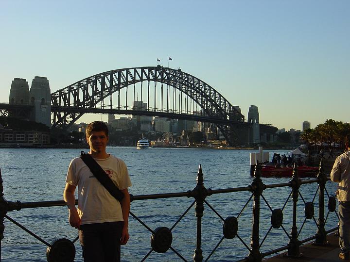 Vor der Harbour Bridge